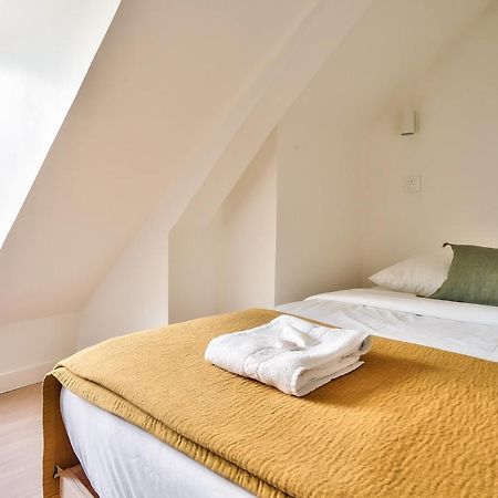New Cocoon Duplex For 2 In The Heart Of Paris Appartement Buitenkant foto